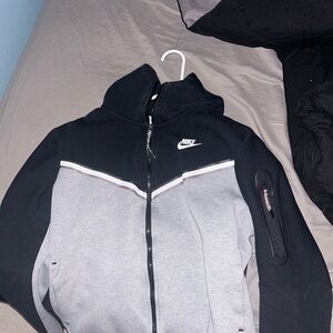 Nike tech Black and Gray brand new